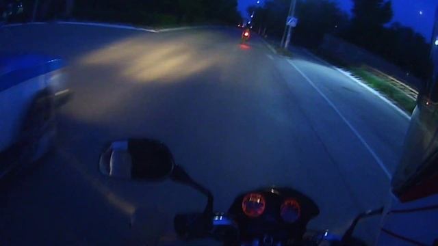 3-ЁХ МИНУТНЫЙ ПРОХВАТ ПО ГОРОДУ НА BAJAJ BOXER 125X смотреть онлайн