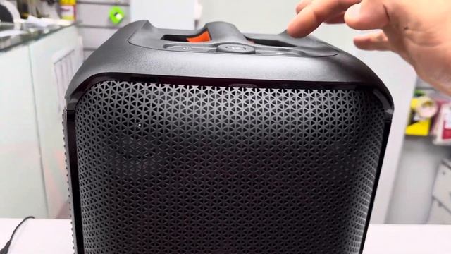 JBL essential смотреть онлайн
