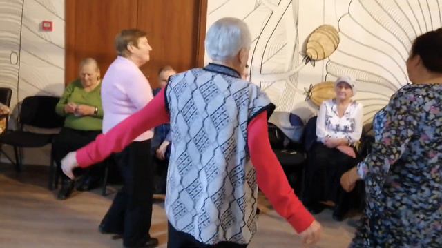 пляска с частушками на пяточке