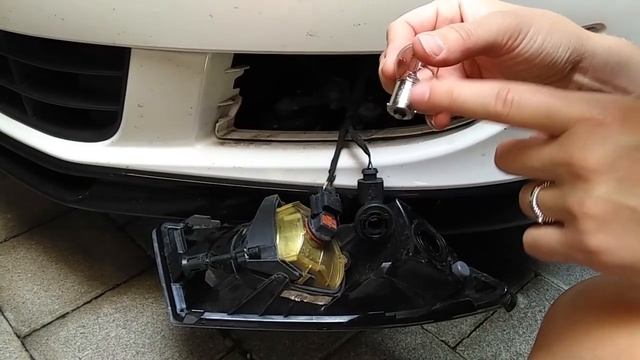 Tageslichtlampe selbst bei Skoda Fabia Monte Carlo 2014 ganz einfach wechseln смотреть онлайн