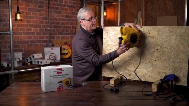 Brennenstuhl Automatic Rewind Cable Reel смотреть онлайн