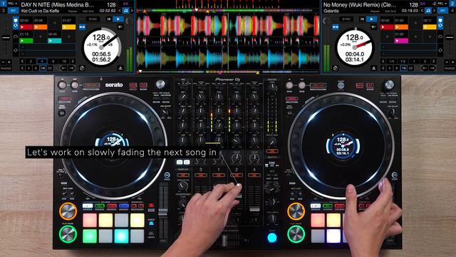 PRO DJ DOES EPIC MIX ON THE DDJ-1000 - Fast and Creative DJ Mixing Ideas смотреть онлайн