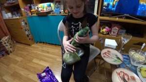 ОПАСНЫЙ САЛЮТ ИЗ ГЛОБУСА! VLOG НАШ НОВЫЙ ГОД 2021