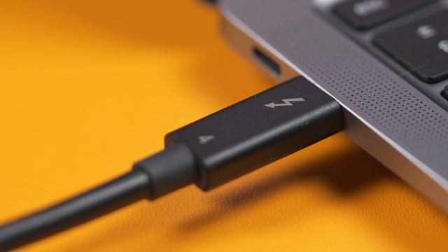 SABRENT Thunderbolt 4 Cable | 1M & 2M LONG!! смотреть онлайн