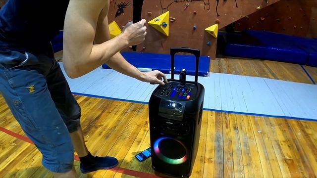 Новая музыкальная колонка для скалодрома. смотреть онлайн