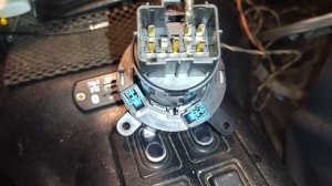 Центральный переключатель света от Газели на Волгу-3110.