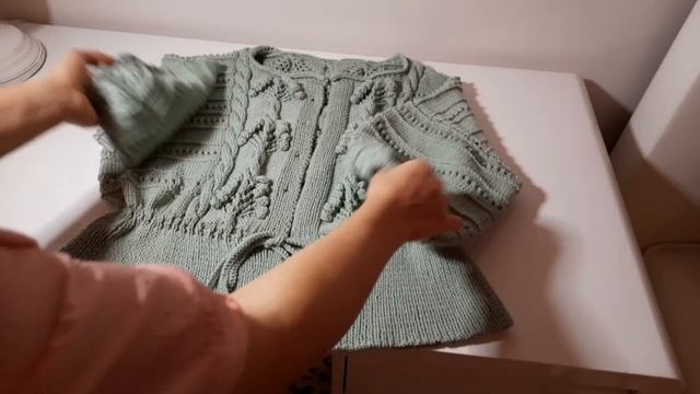 Мятный кардиган готов....!!!//немного воскресного настроения....моя старая шапочка))) смотреть онлайн
