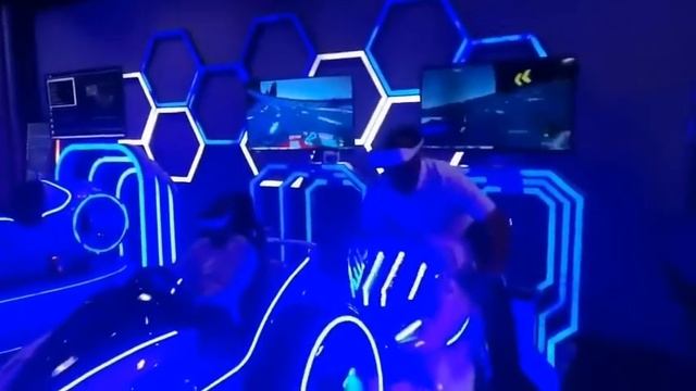 клуб виртуальной реальности самара мегасити,мотоцикл vr 1 цена,дешевый враттракцион разработка и пр смотреть онлайн