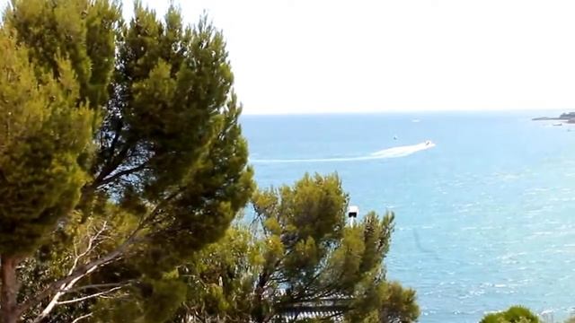 Une vue merveilleuse, St Aygulf, Var смотреть онлайн