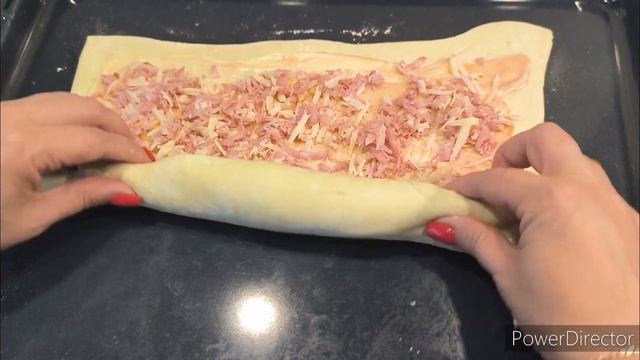 Такие #слойки покупали в пекарне, теперь готовим сами! Что приготовить из слоеного теса смотреть онлайн
