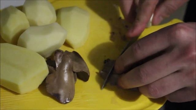 СУП С ПОТРОШКАМИ КУРИНЫМИ И МАКАРОНАМИ, РЕЦЕПТЫ ПЕРВЫХ БЛЮД, ПРОСТЫЕ РЕЦЕПТЫ, ПЕРВЫЕ БЛЮДА СУП смотреть онлайн