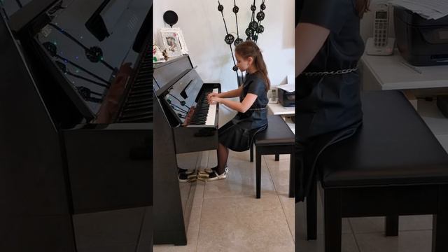 Eliana Maria Gretsov, 8 years old. B category. The Piano Forum online competition 2020 смотреть онлайн