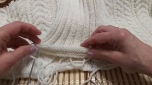 Вяжем воротник гольф к мужскому свитеру вместе. Вязание спицами.