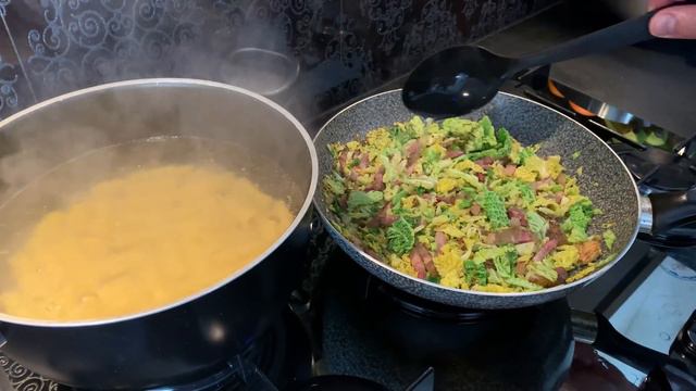 Questa è la pasta più semplice e deliziosa che abbia mai mangiato! Ricetta veloce ed economica! смотреть онлайн