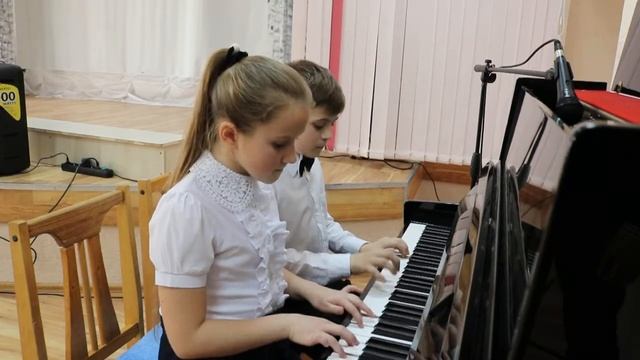 Четырбок Анастасия, Шум Кирилл. Ж.Оффенбах " Танец". смотреть онлайн