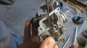 Карбюратор скутера 139QMB. Система холостого хода