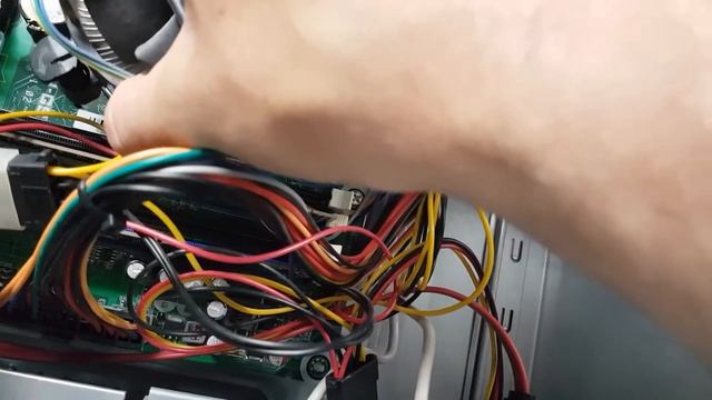 ?Como Instalar o COOLER BOX em processadores INTEL смотреть онлайн