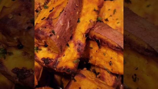 Air Crisped Sweet potato wedges in the Ninja Foodi 5in1 ^ смотреть онлайн
