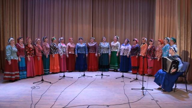 Народный самодеятельный коллектив хор народной песни Селяночка Полюбила казака смотреть онлайн