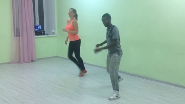 Сальса фишки и футворк под техно (Джуниор) смотреть онлайн