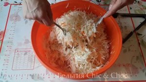 ?Мы капусту рубим, рубим! ?Мы морковку трём, трём!..? Рецепт квашеной капусты // Постный рецепт //?