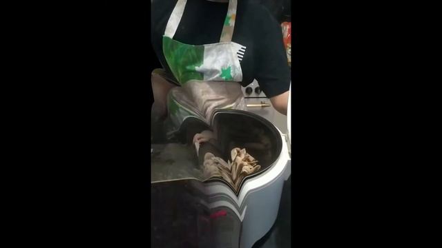 Соте из куриной грудки с шампиньонами в исполнении Полины смотреть онлайн