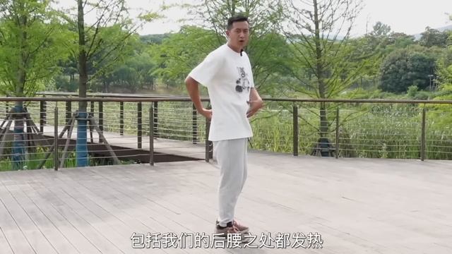 腿脚无力？坚持1个动作，每天100下，腿脚有力，循环好【人体百科David伟】 смотреть онлайн