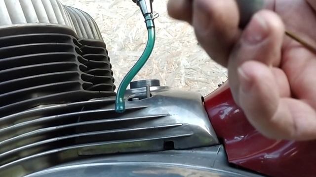 Карбюратор Jikov 2926 снятие и установка дроссельной заслонки.