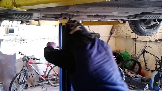 Прикипевшие гайки! смотреть онлайн