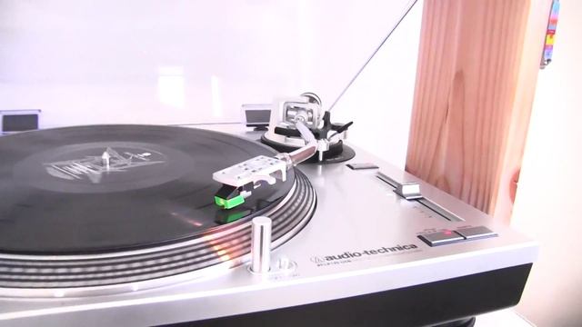 винил METALLICA моя аудио система SANSUI и небольшая коллекция пластинок смотреть онлайн