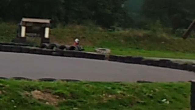 Ronnie on his pw 50 in training for his minimoto смотреть онлайн