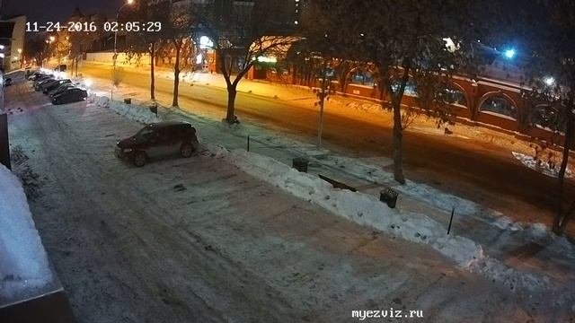 Ezviz C3S парковка перед офисом, ночь смотреть онлайн