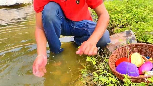 Open huge freshwater pearls and download the world's most expensive red and gold pearls. смотреть онлайн