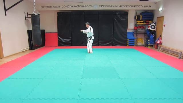 21. 4-й Дан. Мун-Му Туль / Moon-Moo Tul (Pattern) - Taekwon-Do ITF. Master Ri Yong Il (DPRK). смотреть онлайн