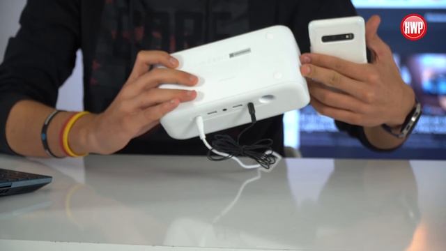 Anker Soundcore Wakey | Saat, şarj cihazı, radyo ve dahası! смотреть онлайн