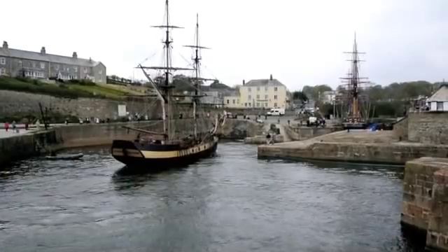 Charlestown Harbor смотреть онлайн