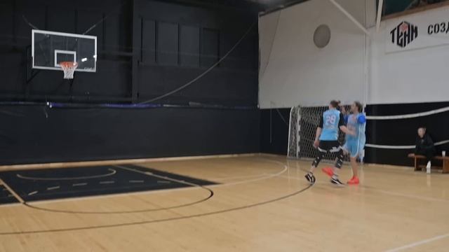 ИГРАЕМ 1 НА 1 ТОЛЬКО ДВИЖЕНИЯМИ ИГРОКОВ NBA / ЧАСТЬ 4 смотреть онлайн