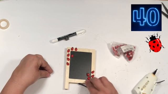 ⏰60 SECOND DIY⏰Easy Easel Fun!!⏰ Dollar Tree DIY⏰ There are ENDLESS ways to use these little cuties смотреть онлайн