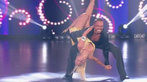 Танцы: Илья Кленин и Алиса Доценко (выпуск 16)