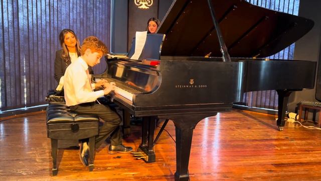 Rush E. Coulson’s Piano Recital смотреть онлайн