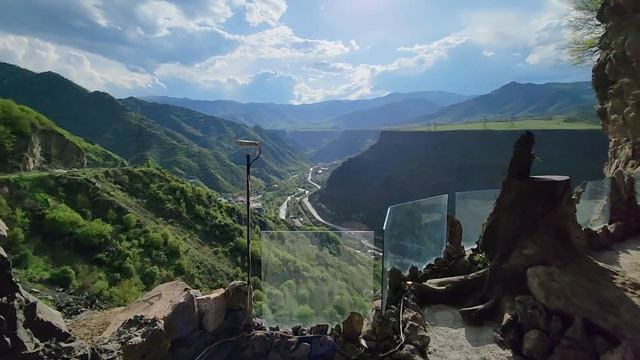 ЖЕМЧУЖИНА АРМЕНИИ: ПЕЩЕРНЫЙ РЕСТОРАН ДЯДИ ЛЁВЫ, САМАЯ БОЛЬШАЯ ПЕЩЕРА ЛОРИ, ЗАБРОШЕННАЯ КАНАТКА смотреть онлайн