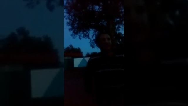 Слушаем Стихи Юры)))