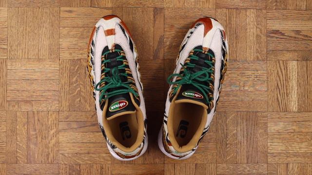 New Nike Unboxing from 07 - GRAIL STATUS! смотреть онлайн