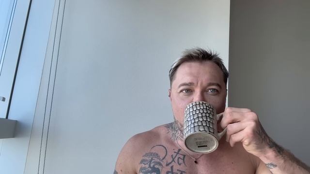 Единственное, что я готовлю в Дубае - это завтрак ? смотреть онлайн