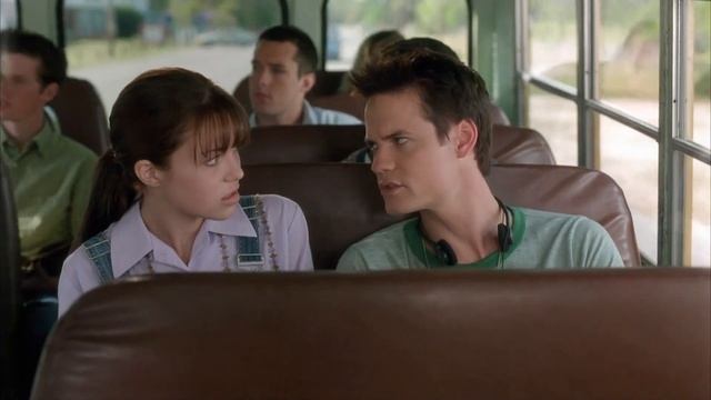 Разговор Джейми и Лэндона в автобусе:Спеши любить(2002) смотреть онлайн