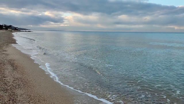 Какая красота, море просто прекрасно зимой. Станица Голубицкая Темрюкский район смотреть онлайн