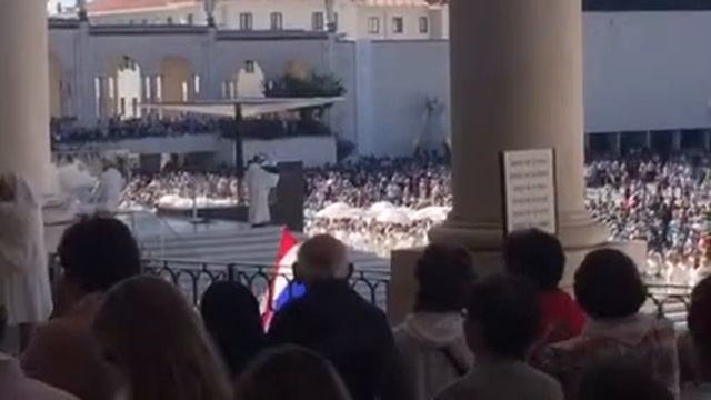 Thanh Le Be Mac 09/13/2017 tai Fatima, Portugal ( tap 1 ) смотреть онлайн