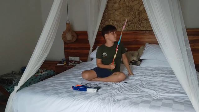 24 ЧАСА НА КРОВАТИ! ЧЕЛЛЕНДЖ! RomazurettI смотреть онлайн