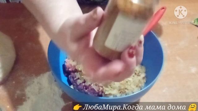 Вкусняшка ?ШАНЕЖКИ из творожного теста - С ФАРШЕМ. Съедаются на "ура"? смотреть онлайн