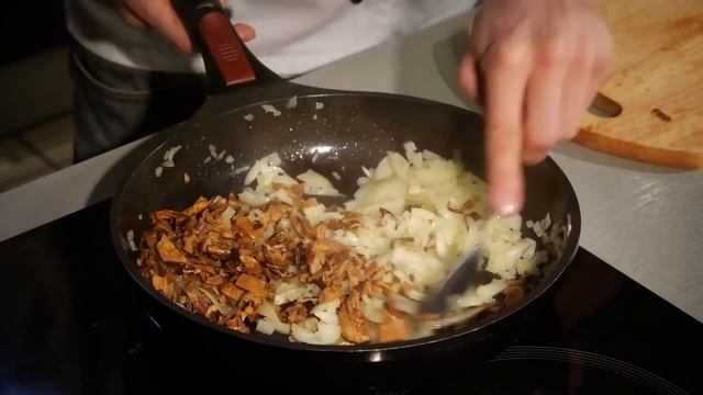 НОВОГОДНИЕ РЕЦЕПТЫ: ТАРТАЛЕТКИ С БЕЛЫМИ ГРИБАМИ смотреть онлайн